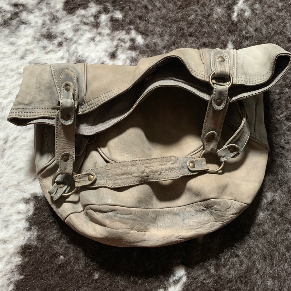 Aoyama Itchome 100% authentic leather handbag - Picture 3 of 6